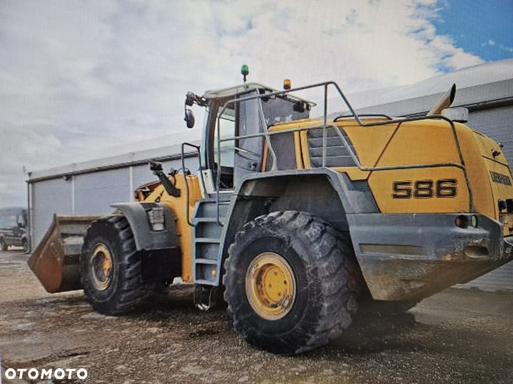 Liebherr L 586 2012 - 13
