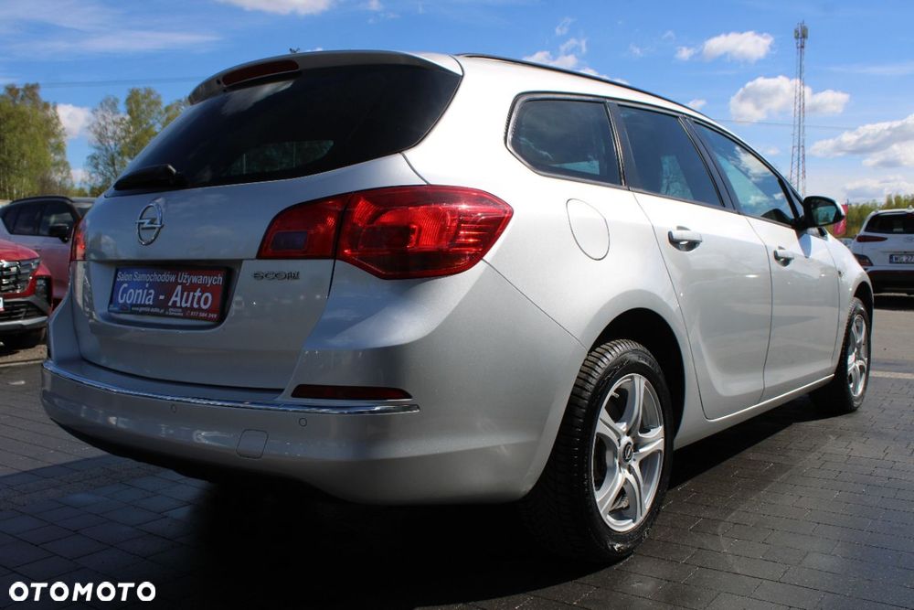 Opel Astra - 14