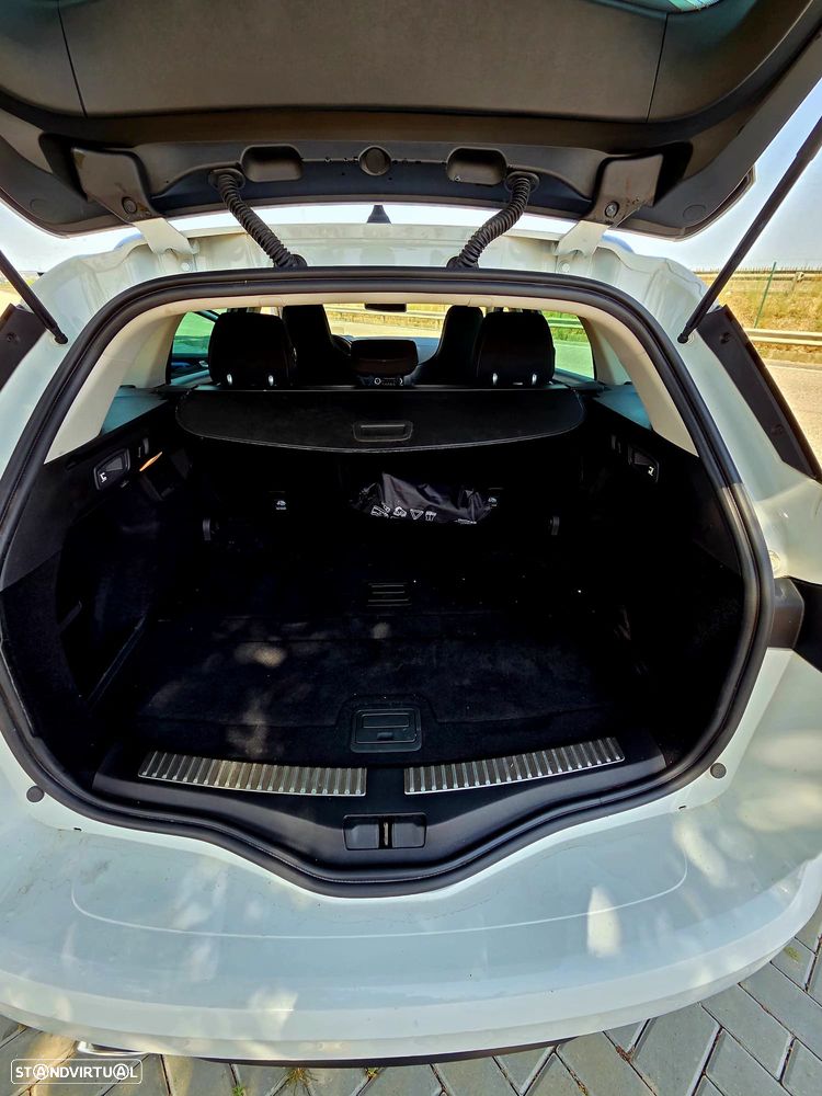 Renault Mégane Sport Tourer ver-1-3-tce-gt-line-edc - 5