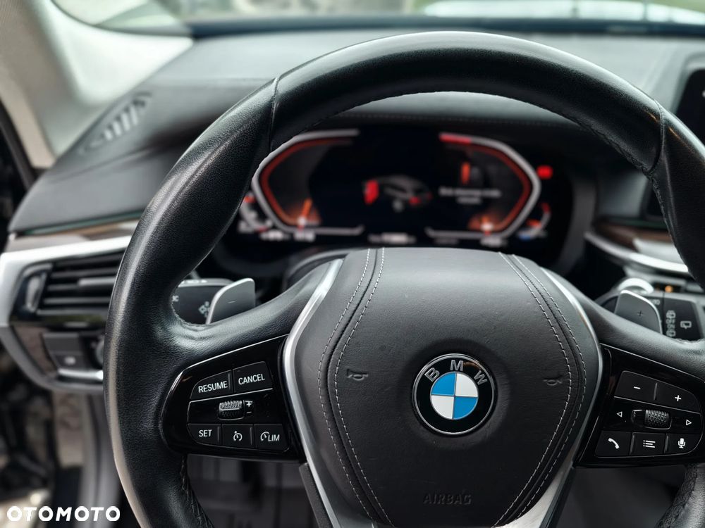 BMW Seria 5 540d xDrive Luxury Line - 15