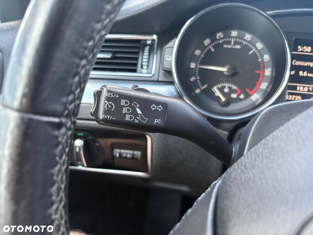 Skoda Superb 1.6 TDI Green tec Active - 9