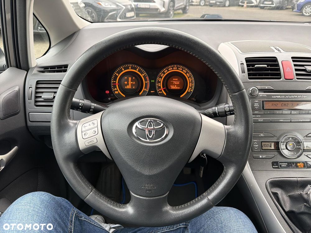 Toyota Auris 1.6 VVT-i Premium - 10