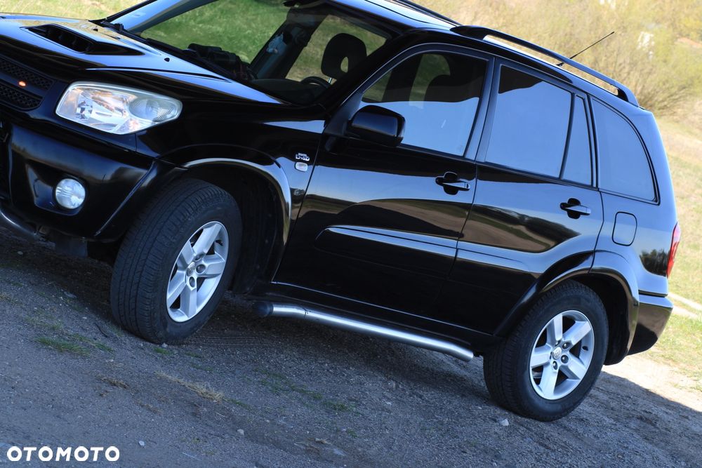 Toyota RAV4 2.0 D-4D 4x4 - 12
