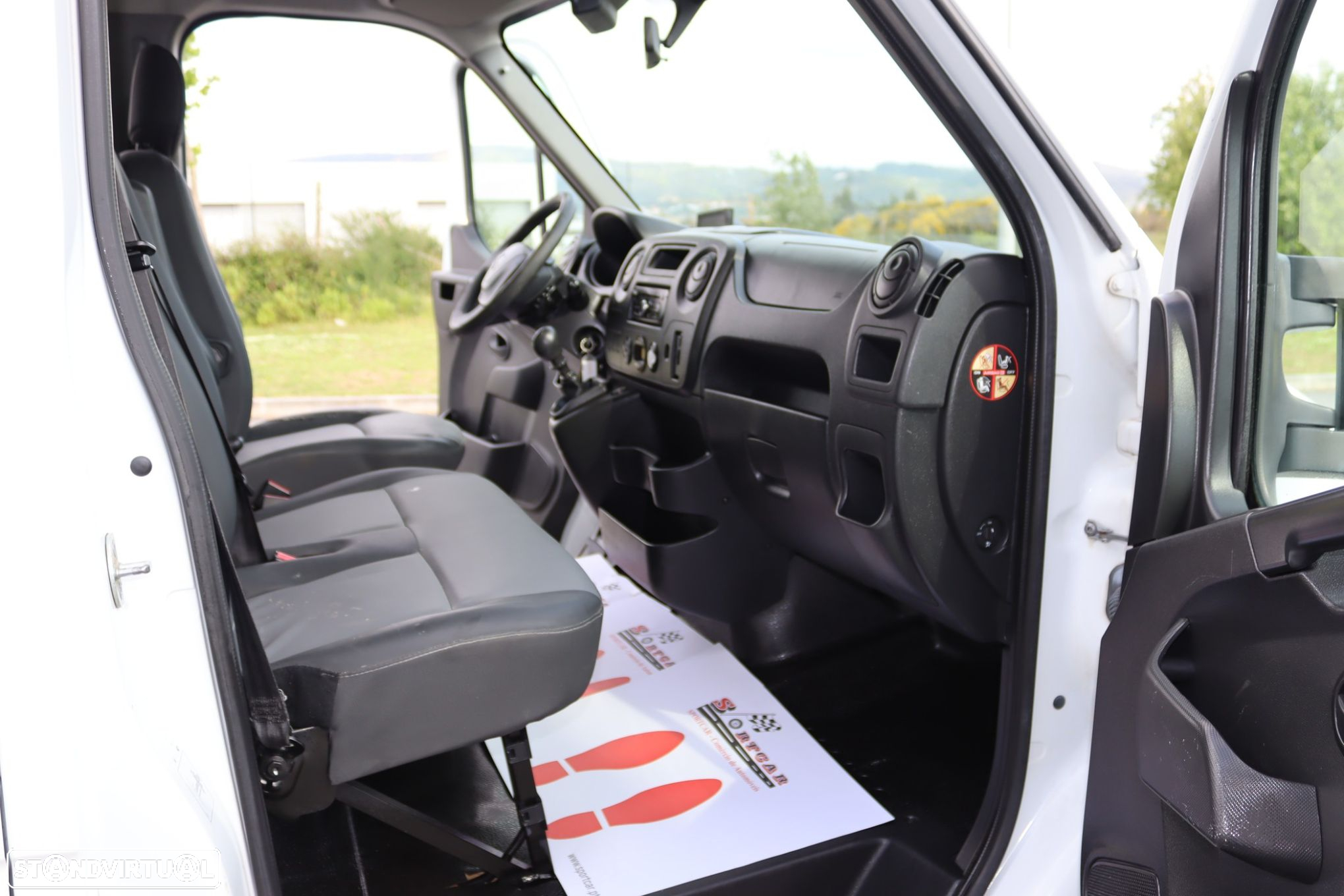 Renault Master Cab Dupla C/Caixa Basculante - 28