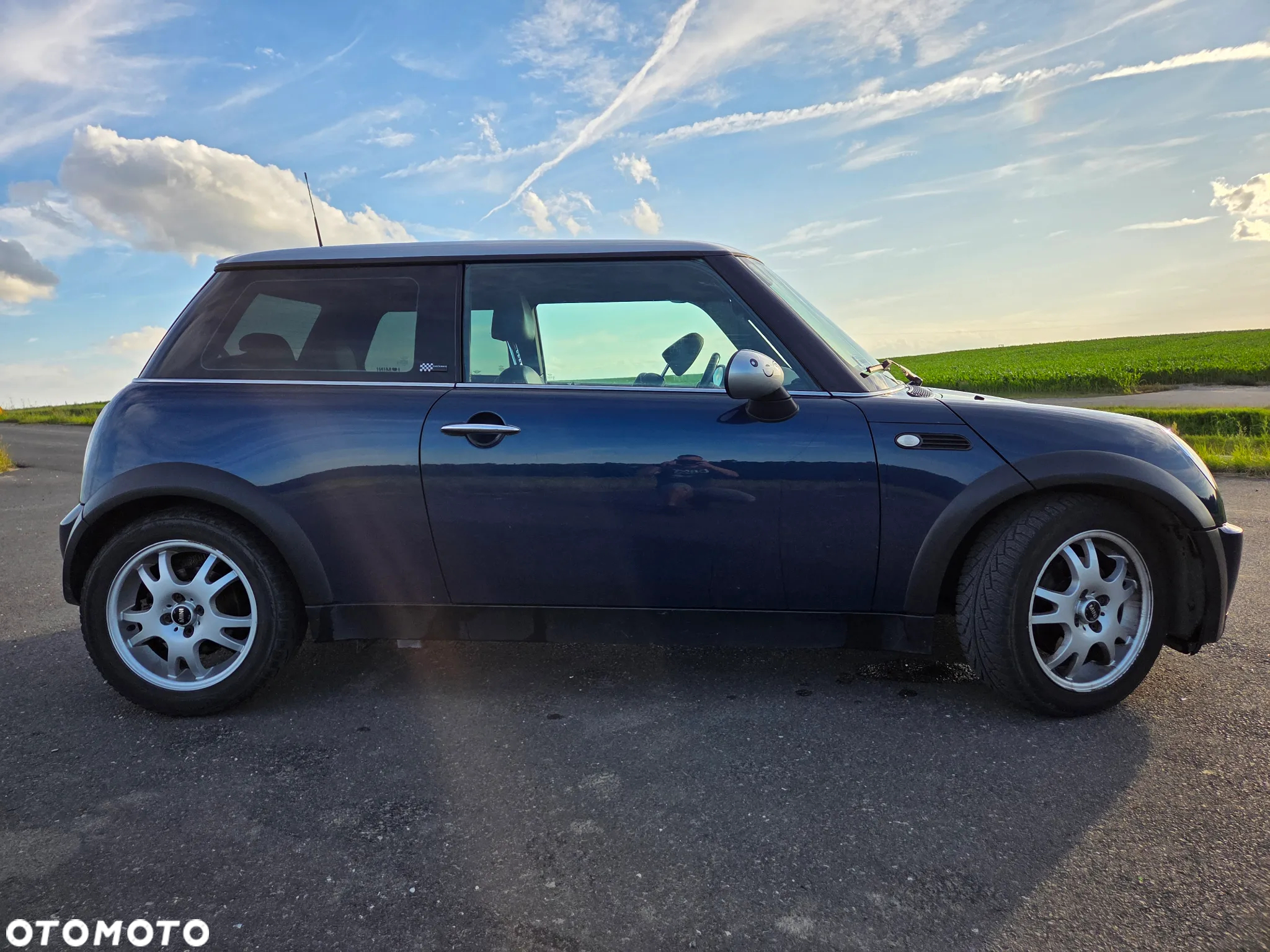 MINI Cooper Standard - 2