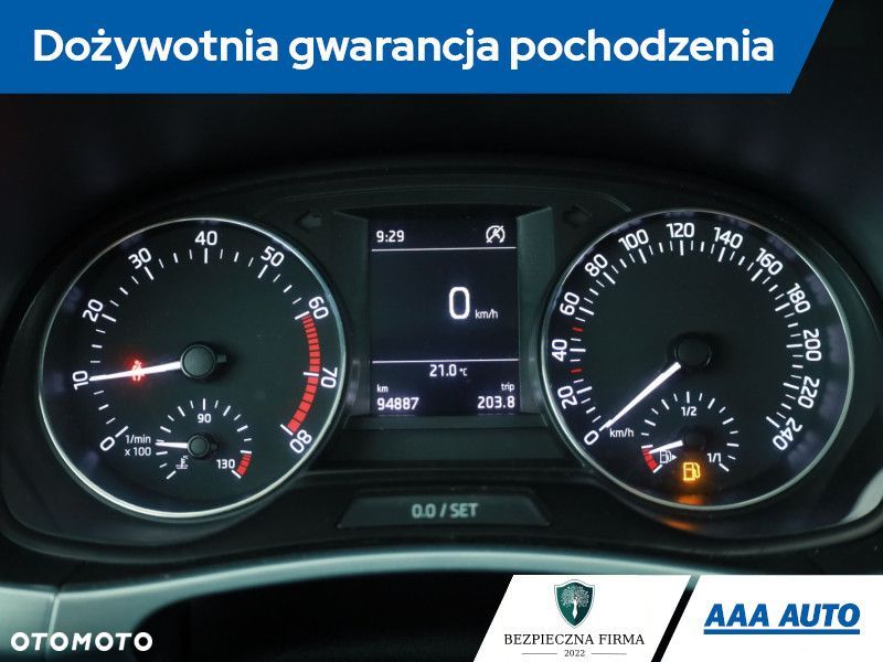 Skoda Fabia - 10