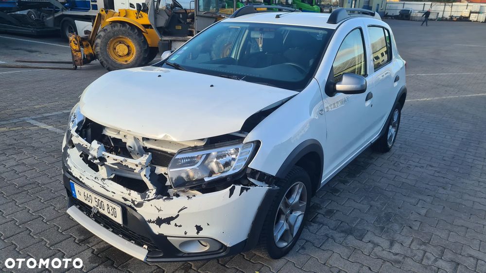 Dacia Sandero Stepway 0.9 TCe Laureate S&S EU6 - 4