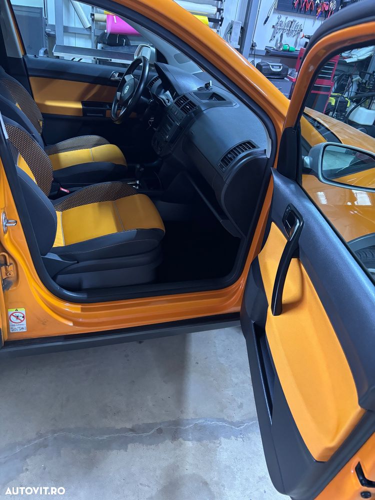 Volkswagen Polo - 7