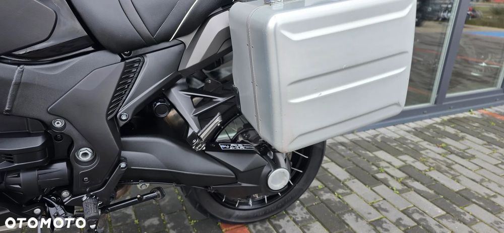 Honda VFR - 39