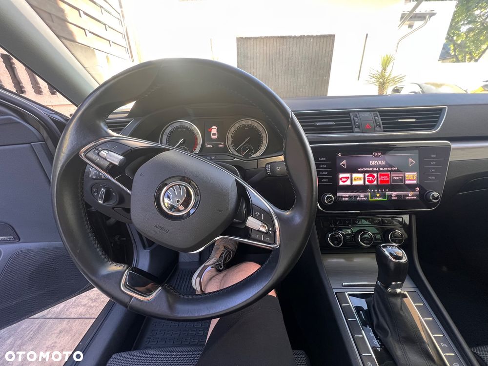 Skoda Superb 1.5 TSI Ambition DSG - 19