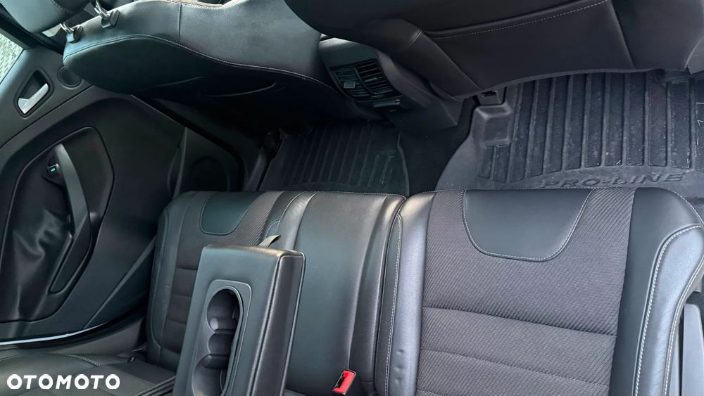 Ford Kuga 2.0 TDCi 4x4 Titanium - 30