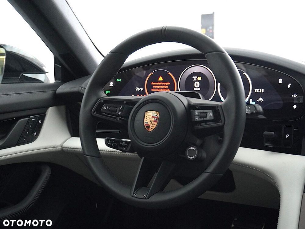 Porsche Taycan 105kWh 4 - 37