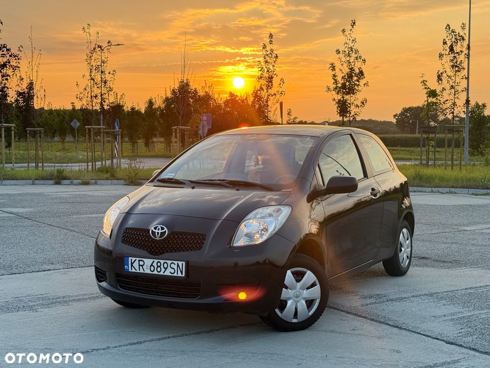Toyota Yaris 1.0 Terra A/C - 1