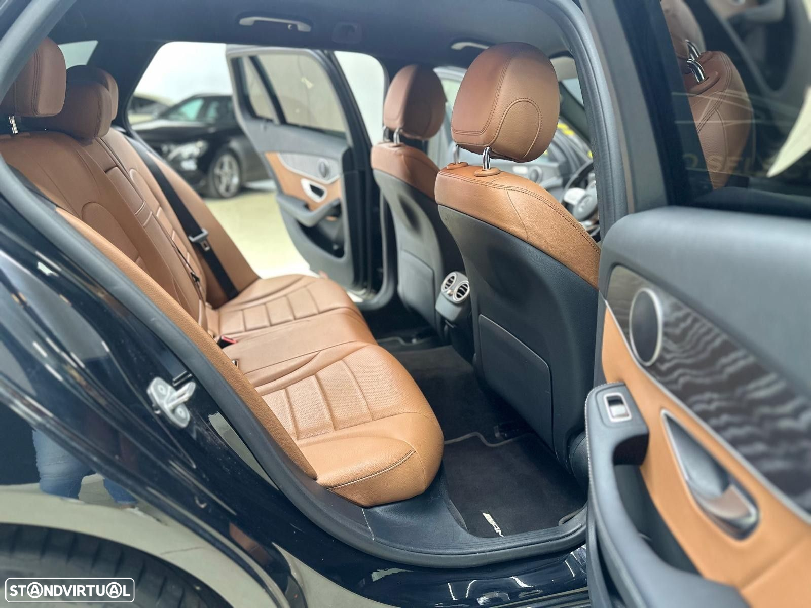 Mercedes-Benz C 300 d AMG Line - 17