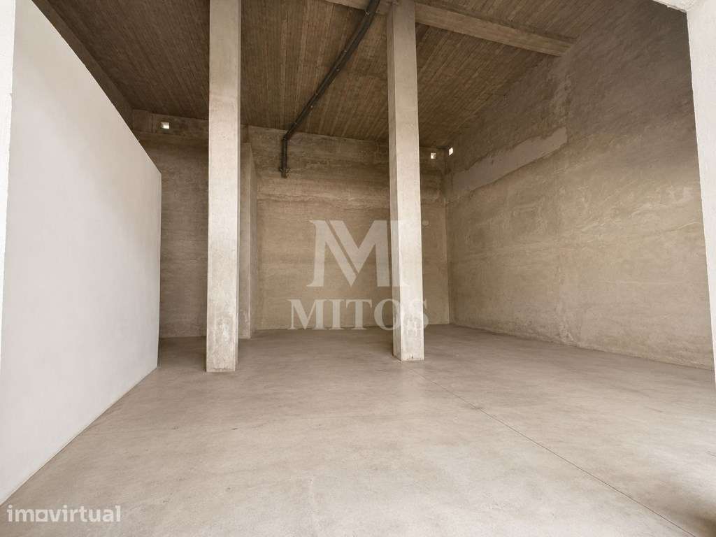 Armazém com 193 m² para venda em Darque - Viana do Castelo - Grande imagem: 2/10