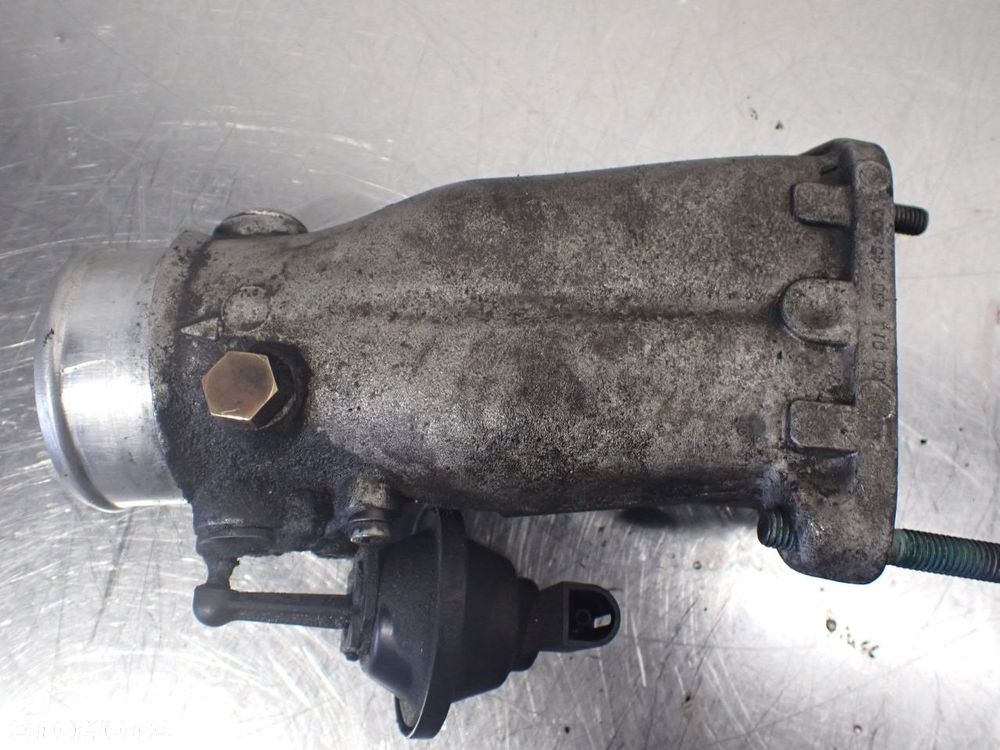 PRZEPUSTNICA AUDI A6 C5 2.5 4B0145950 - 4