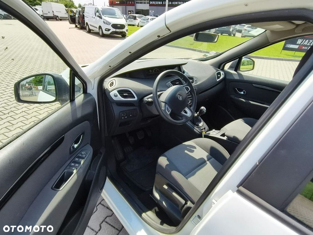 Renault Scenic - 9