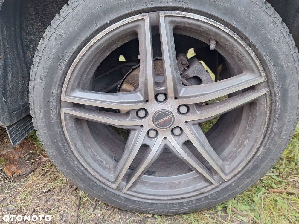 FELGI ALUMINIOWE KOMPLET 4SZT 5X114,3 FI 67,1 8JX18 ET 45 BORBET XRT - 5