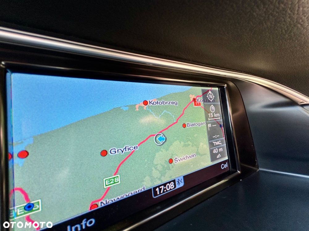 Audi A4 Avant 2.0 TDI Multitronic - 29
