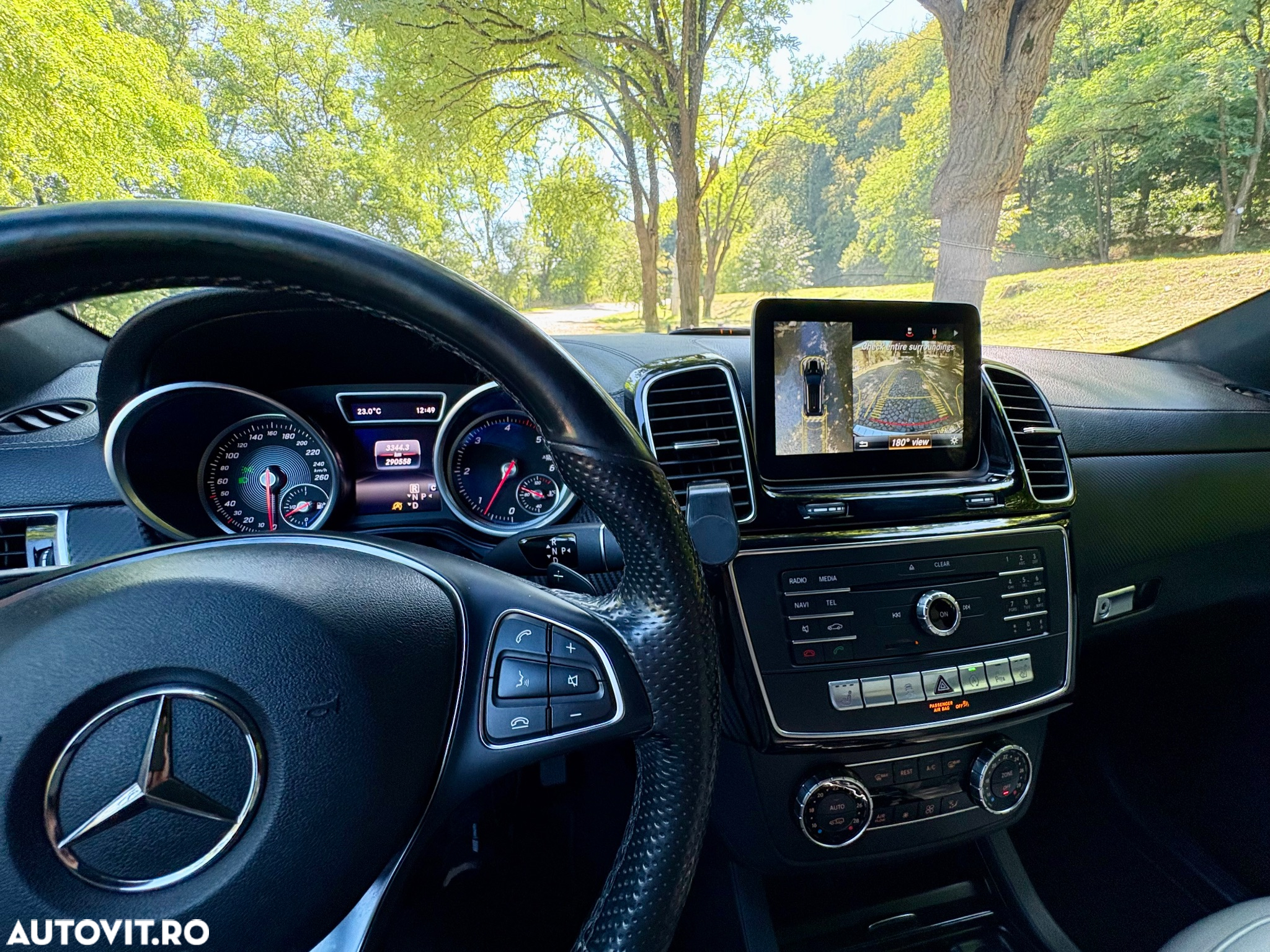 Mercedes-Benz GLE 350 d 4Matic 9G-TRONIC AMG Line - 11