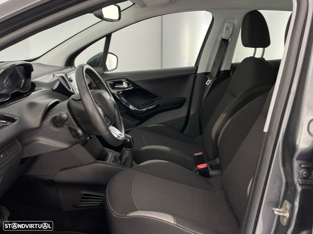 Peugeot 208 1.2 PureTech Active - 11