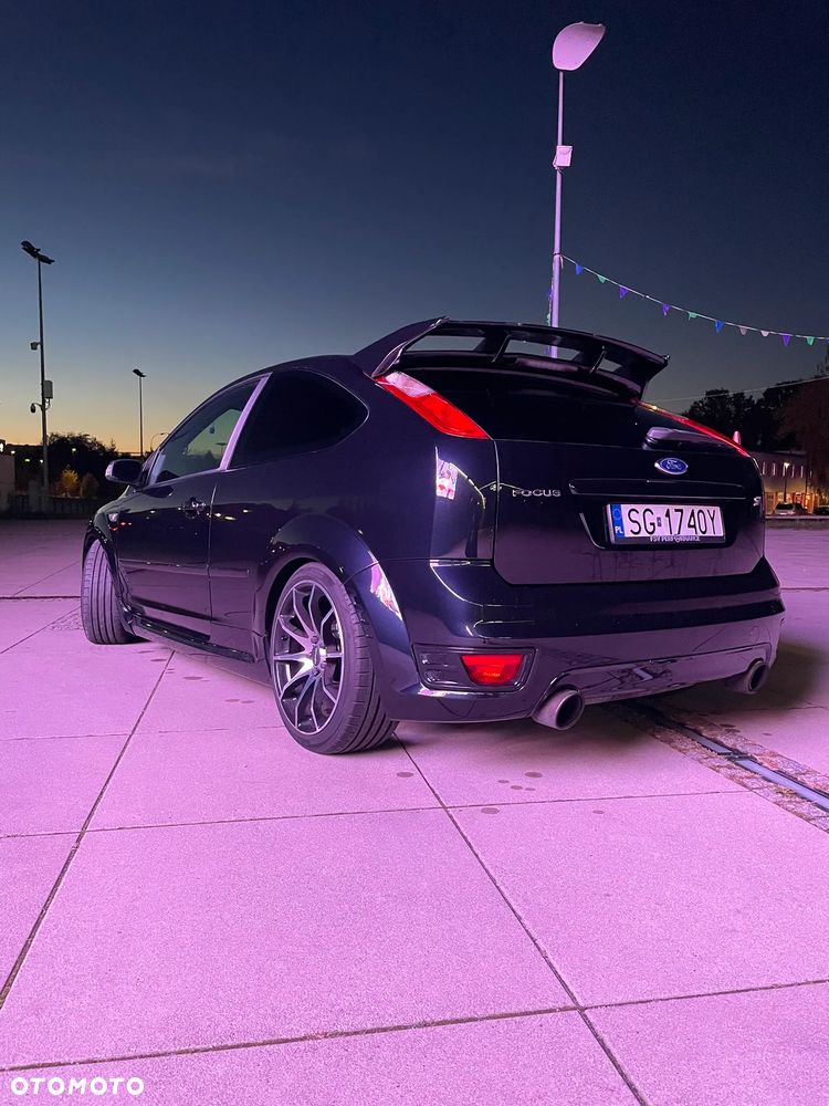 Ford Focus ST - 12