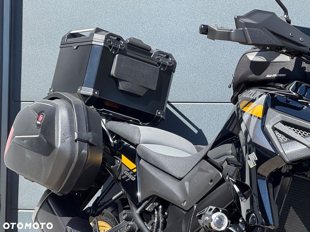 Suzuki V-STROM - 3