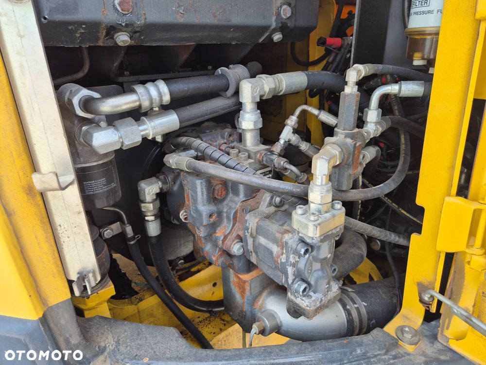 Komatsu PW 118MR-8 - 23
