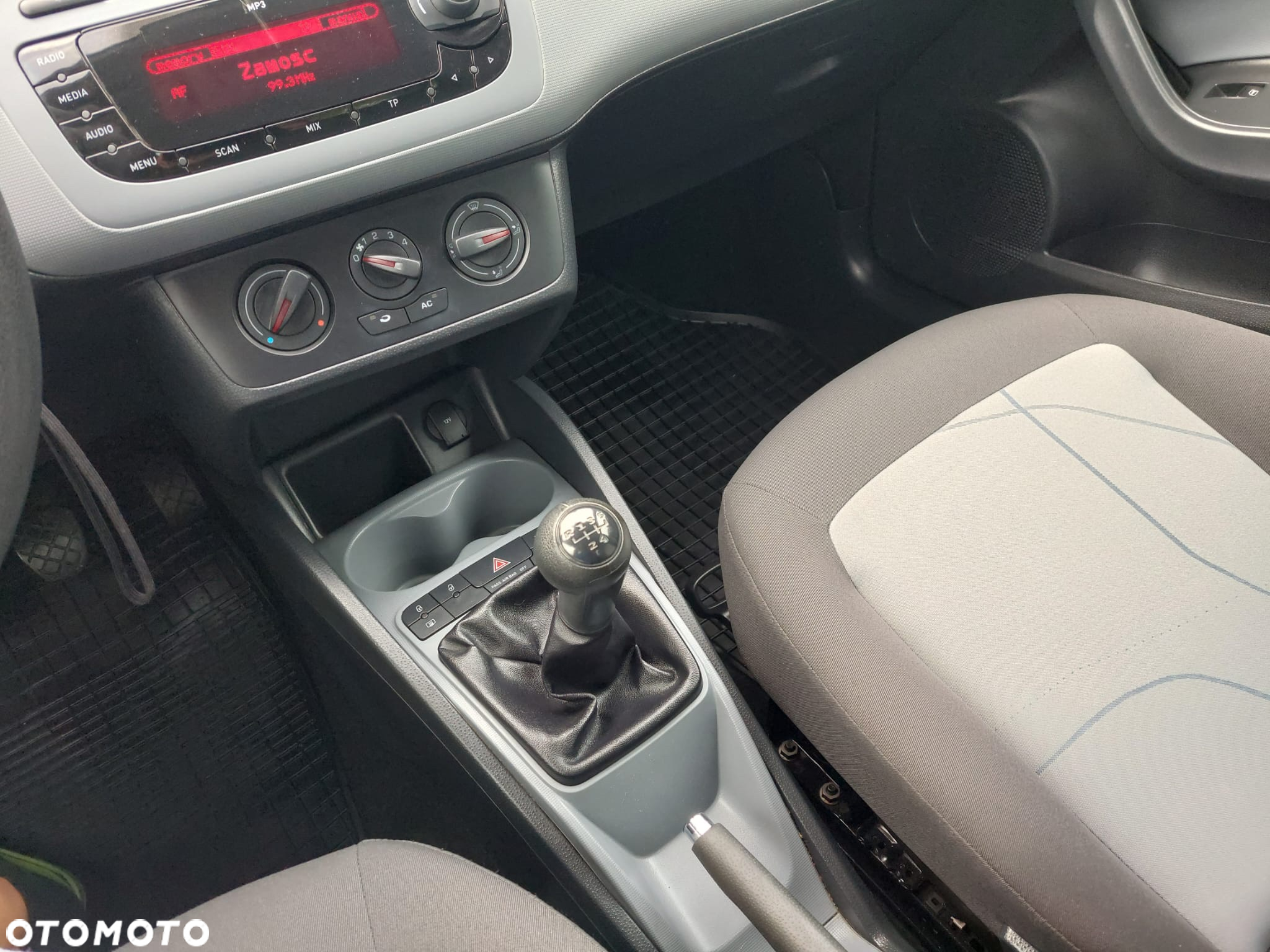 Seat Ibiza 1.4 16V Entry - 13