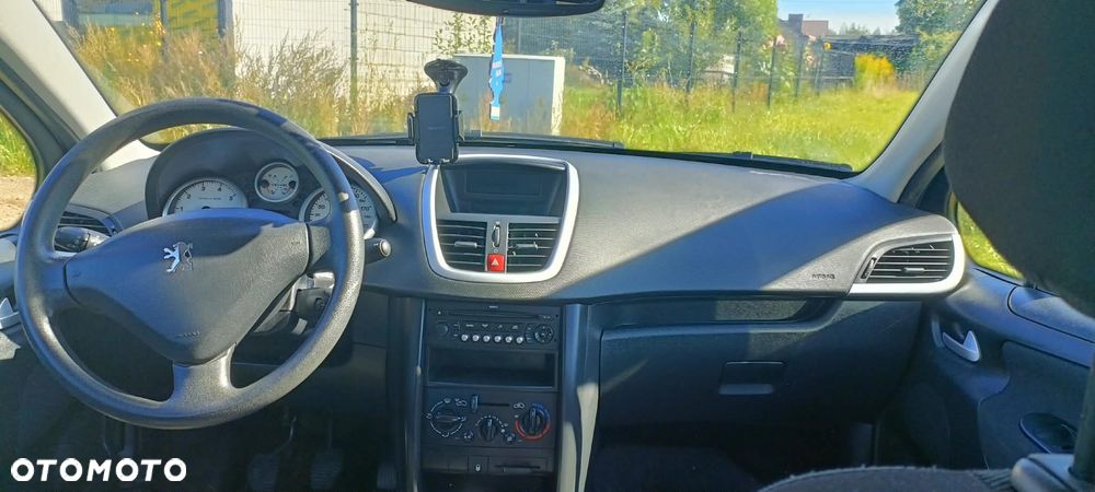 Peugeot 207 1.6 VTi Outdoor - 10