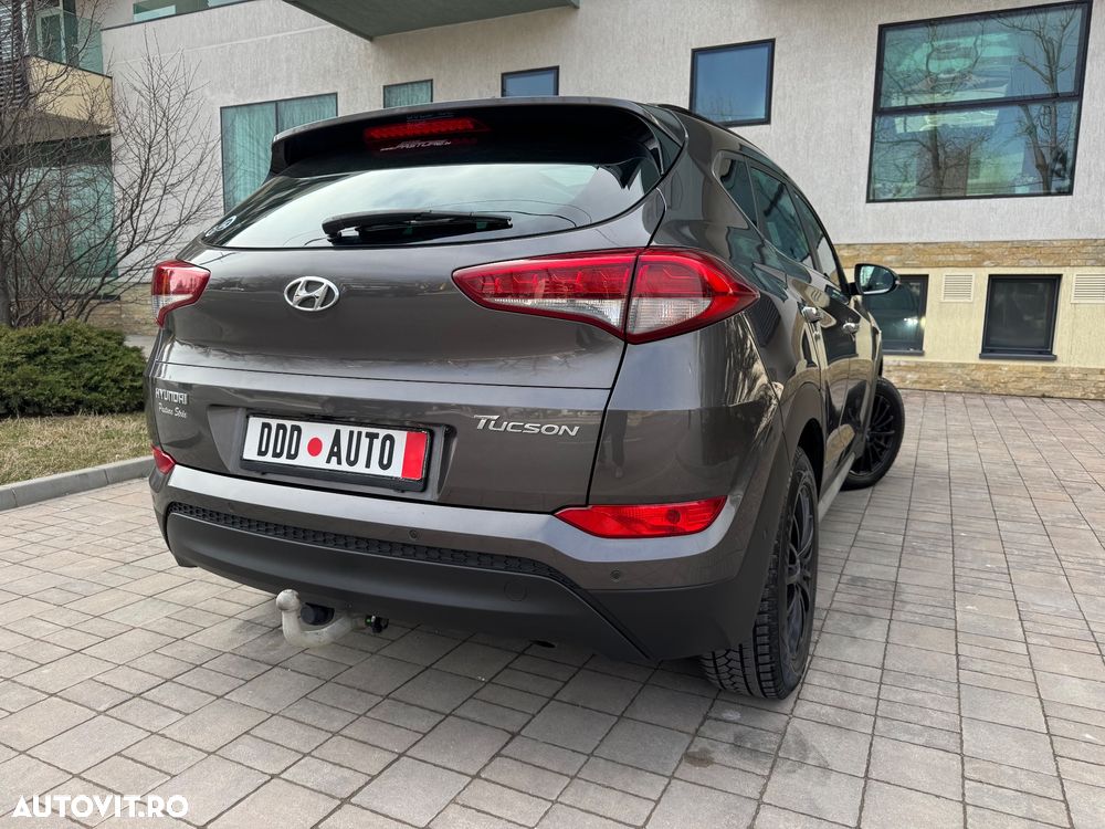Hyundai Tucson blue 1.7 CRDi 2WD DCT Premium - 26