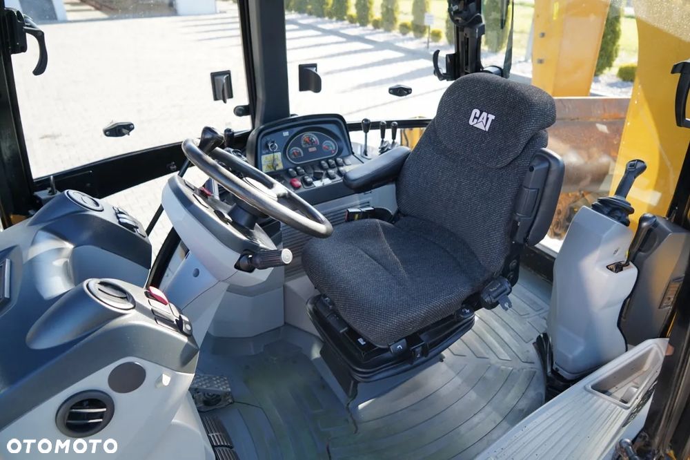 Caterpillar 432F / KOPARKO-ŁADOWARKA / JOYSTICK/  2012 / KLIMATYZACJA / KOMPLET ŁYŻEK - 28