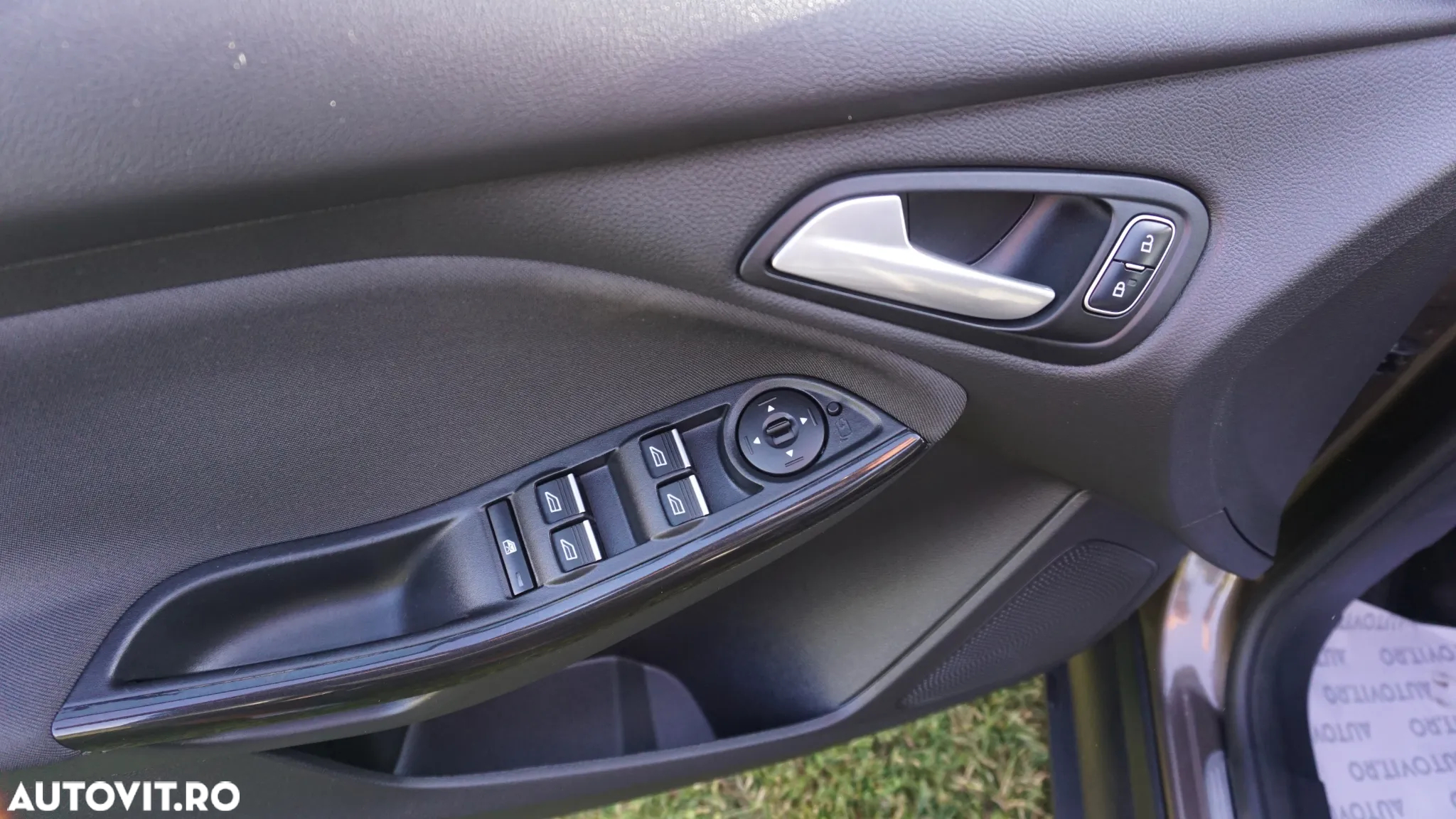 Ford Focus 1.5 EcoBlue Active Business - 16