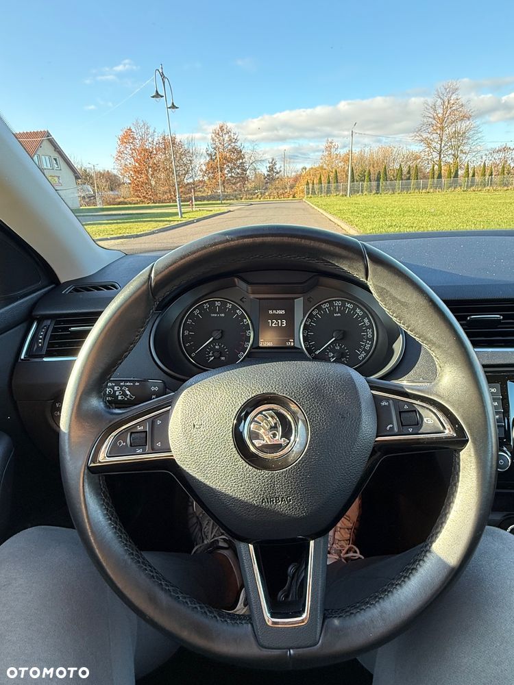 Skoda Octavia 1.6 TDI Edition - 16