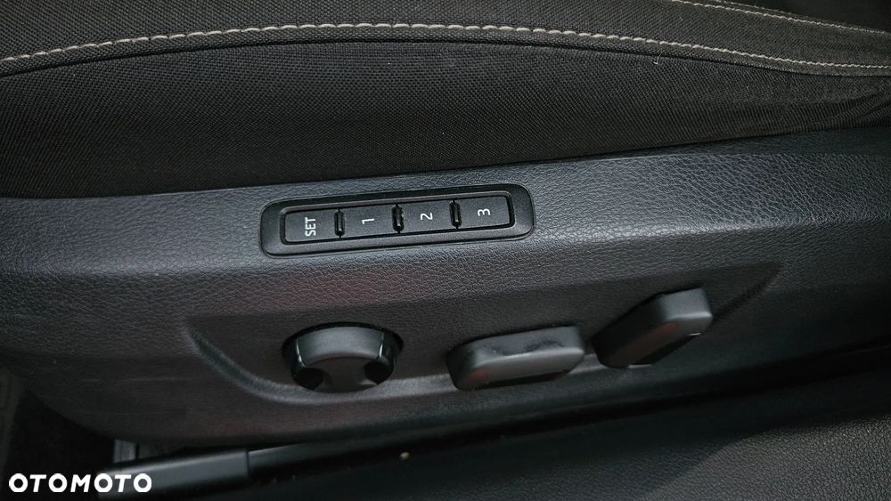 Skoda Superb 2.0 TDI SCR 4x4 Scout DSG - 21