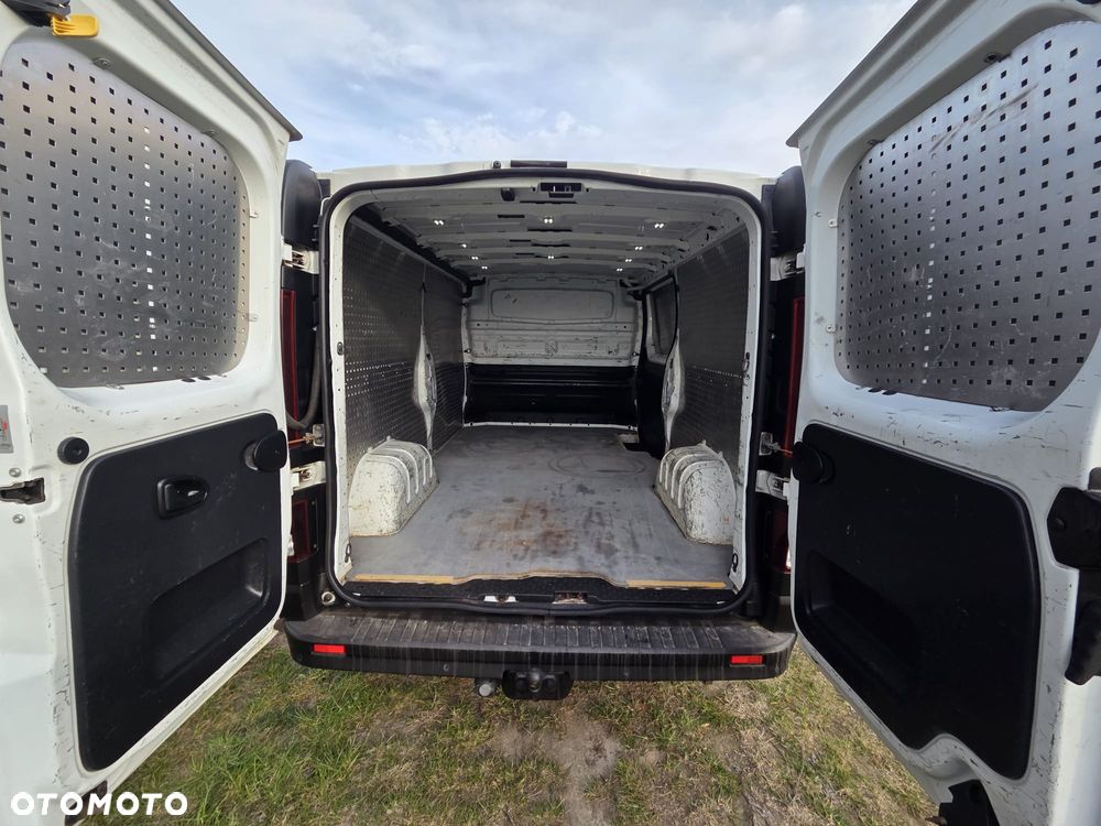 Renault Trafic - 13