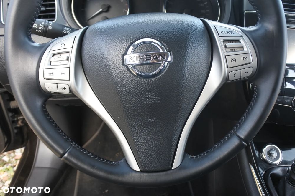 Nissan Pulsar 1.2 DIG-T Tekna EU6 - 22