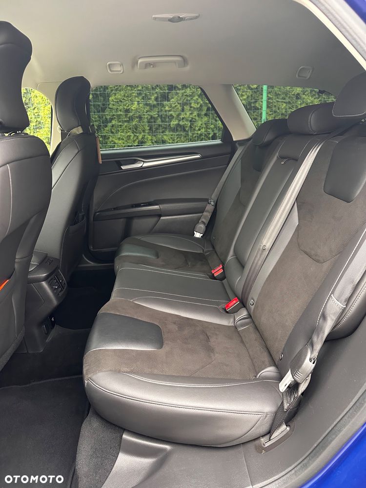 Ford Mondeo 2.0 TDCi Bi-Turbo PowerShift-Aut Titanium - 11