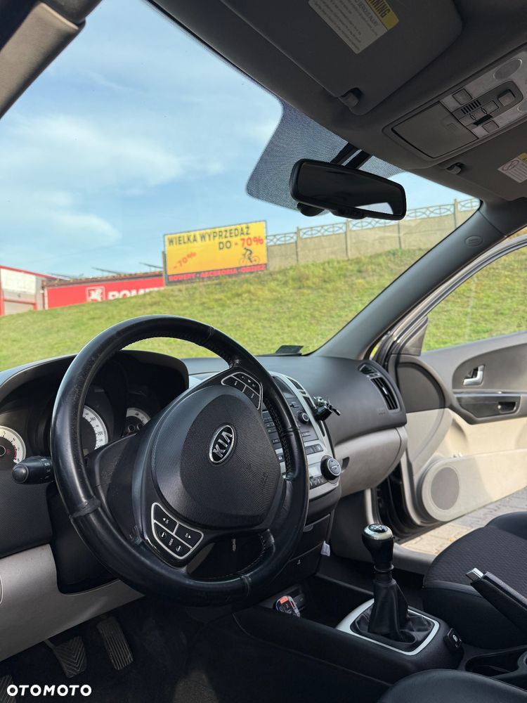 Kia Ceed Cee'd 1.6 Comfort - 24