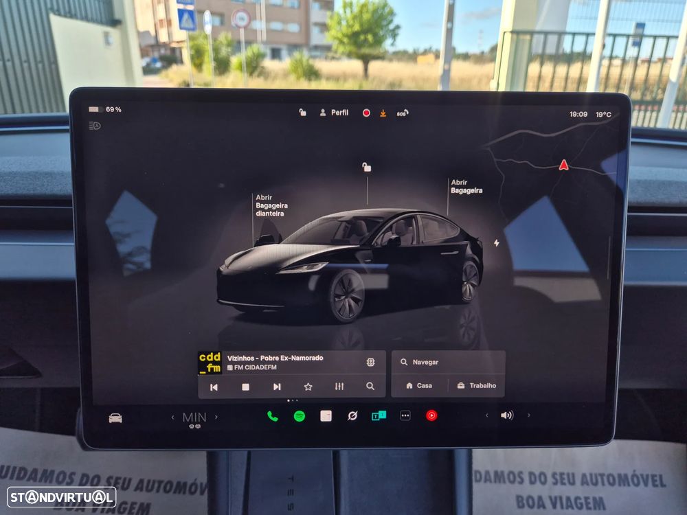 Tesla Model 3 Tração Traseira Premium - 27