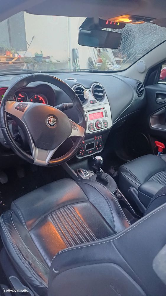 Alfa Romeo MiTo 1.3 JTD Distinctive - 8