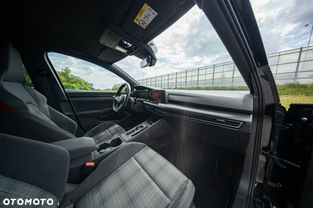 Volkswagen Golf 2.0 TSI GTI DSG - 21