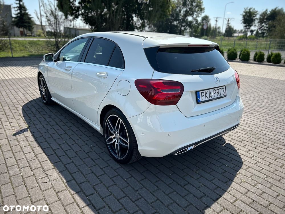 Mercedes-Benz Klasa A 220 d 4Matic 7G-DCT - 4