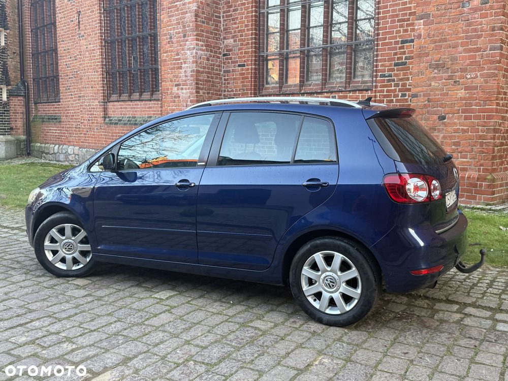 Volkswagen Golf Plus 1.6 TDI Comfortline - 18