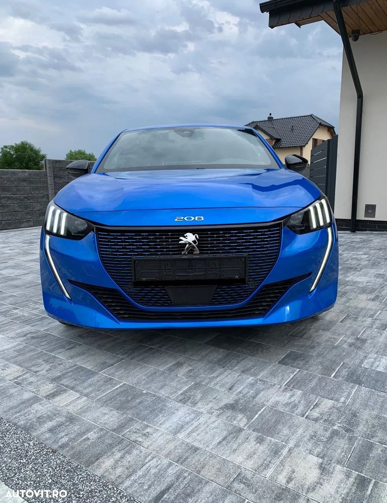 Peugeot 208 e-208 GT-Line - 4