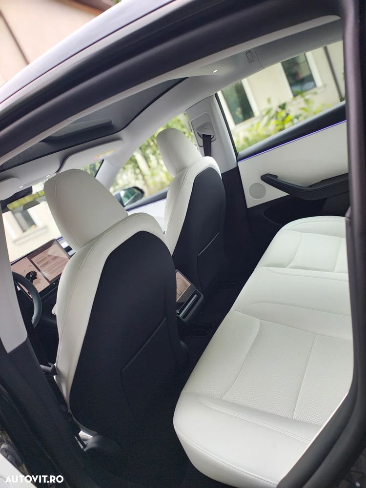 Tesla Model 3 AWD Long Range - 23