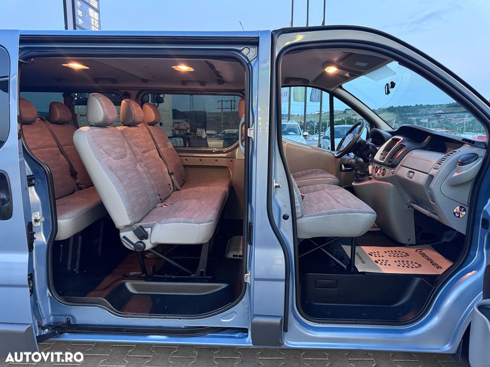 Renault Trafic Grand Passenger L2H1 Authentique - 24