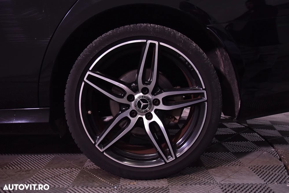 Mercedes-Benz E - 13