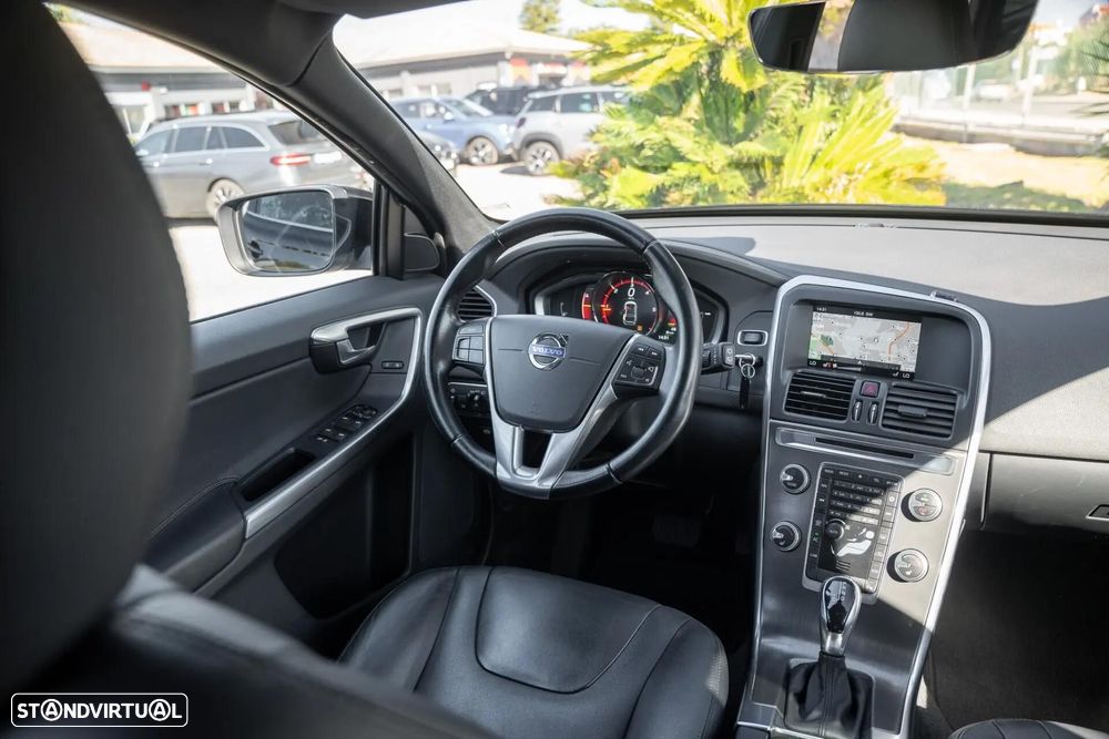 Volvo XC 60 2.0 D4 Volvo Ocean Race Geartronic - 10