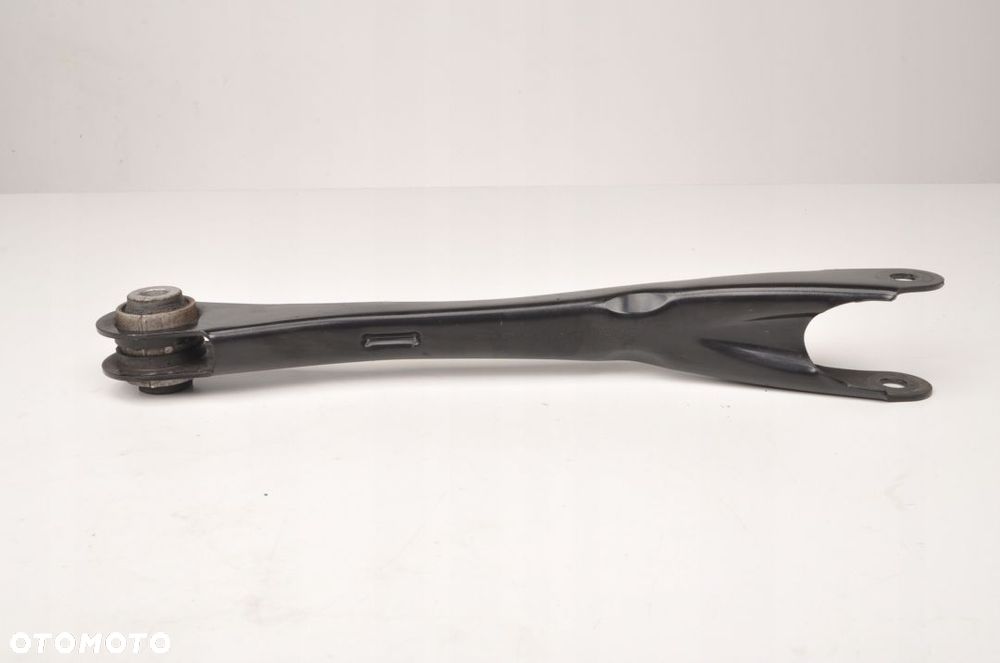 BMW G20 330e 2.0 WAHACZ PRAWY TYŁ 19R - 2